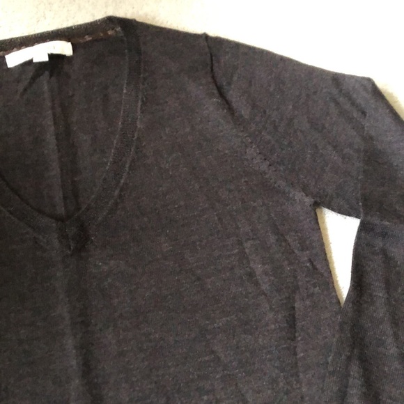 Ellen Tracy sweater! - Picture 5 of 6